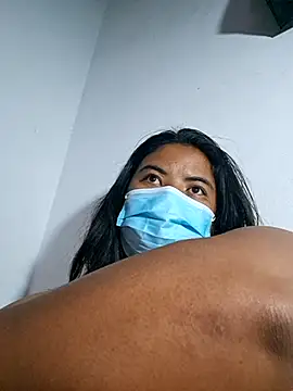 Živý XXX chat Artinah22