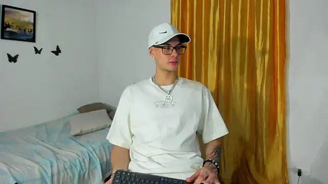Vlad__nightのライブXXXチャット