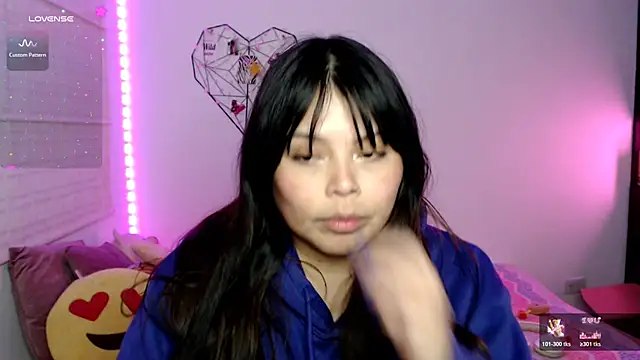 Chatroom XXX en direct de EllieMoonX