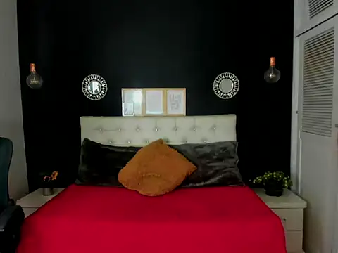 Chat XXX en directo de Raven_Misty