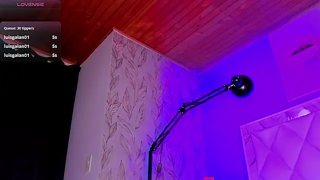 Chat +18 de Dannyhot_ ao vivo