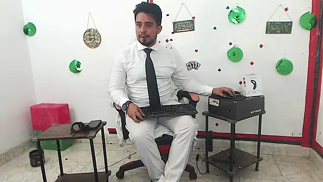 KalethBigDick: απευθείας συνομιλία ΧΧΧ
