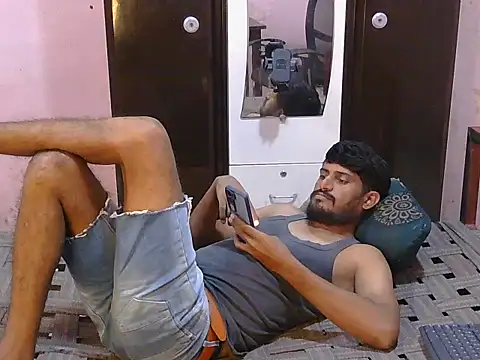 Czat XXX na żywo – HotXKrish