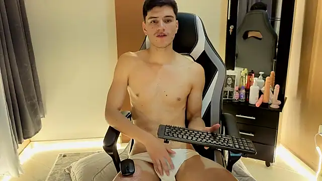 LeoTease Chat XXX live