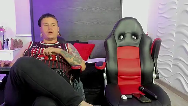 inkedsinners_'s Live XXX Chat