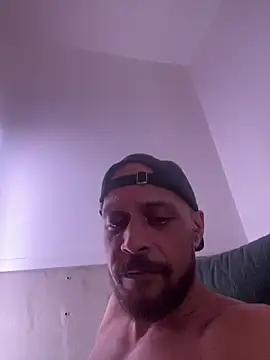MattMiller28 现场XXX聊天