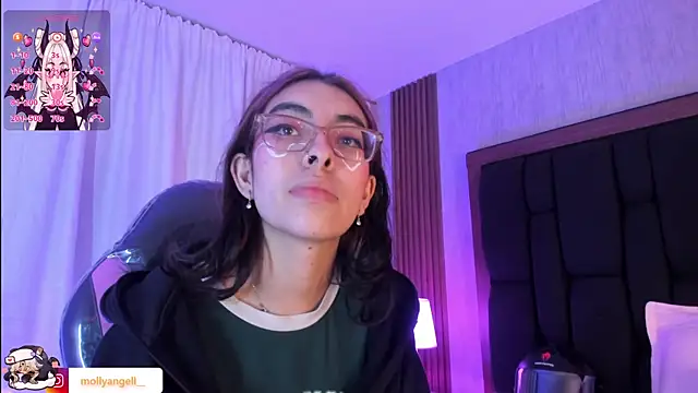 Molly_A Live XXX-chat