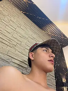 Chat XXX Live Lander_Cruz