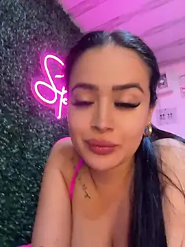 Вебкам-шоу Sara_fun