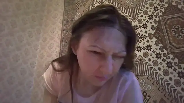FayInessaKiss Chat XXX in diretta