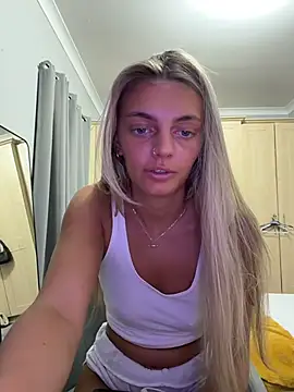 IndiaHughesUkx Live XXX-chat