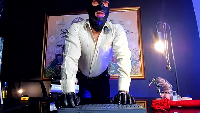 Master_Connor_BDSM Obrolan Langsung XXX