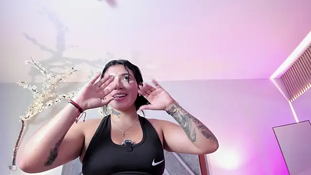 Chat +18 de emy_williams ao vivo