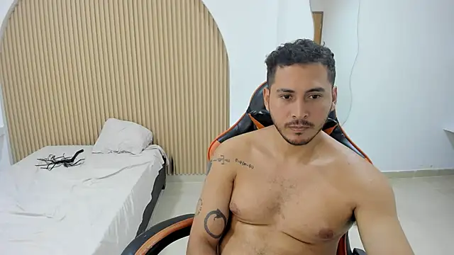 Czat XXX na żywo – ashlan_king