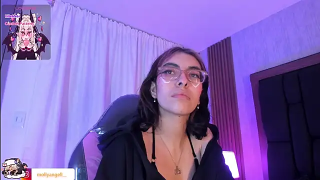 Molly_A Chat XXX live