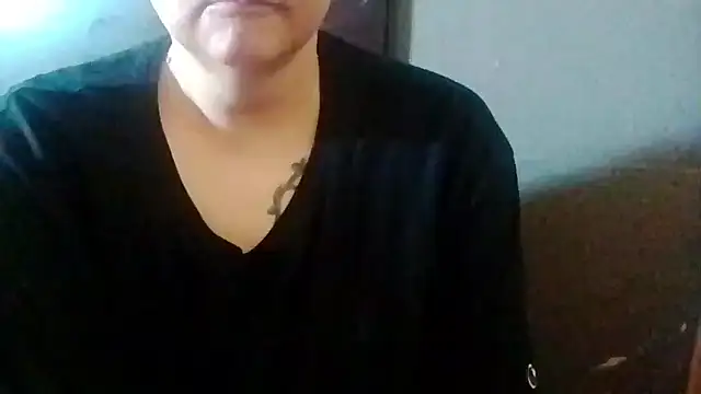 צ'אט XXX בשידור חי של lil420brat