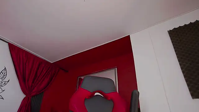 maxi_max0 – Naživo XXX chat