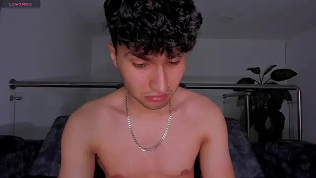 Valerio_James7 – webcam-show