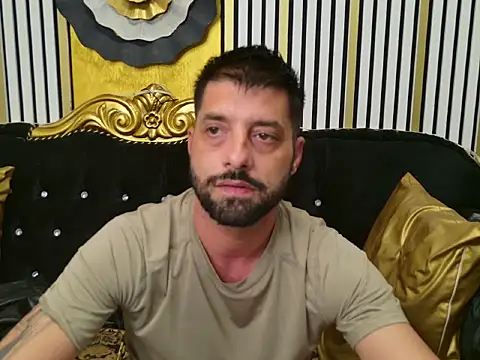 TommyDum: απευθείας συνομιλία ΧΧΧ