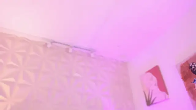 lea_walkerr Chat XXX live