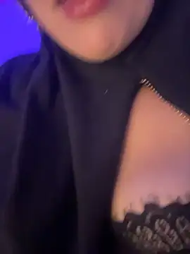 Chat XXX ao vivo de zahra_Jalid