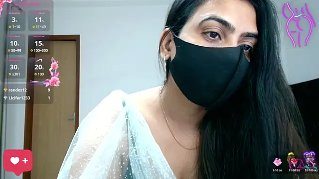DesiZoya live XXX chat