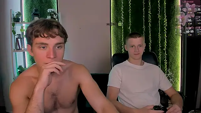 צ'אט XXX בשידור חי של noah_nero