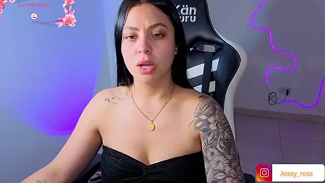 Chatroom XXX en direct de Victoryyy_