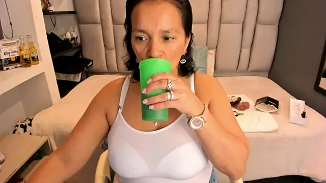 MarilynMiilf_'s Live XXX Chat