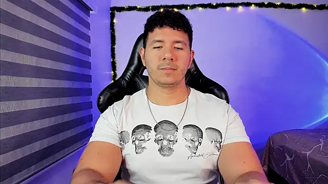 ransojのライブXXXチャット