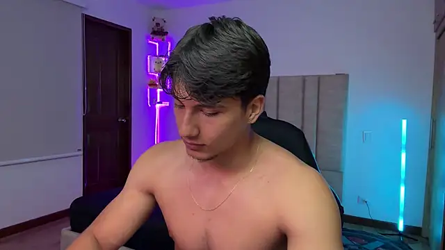 دردشة CHRIS_MORGAN1 الجنسية المباشرة
