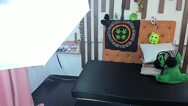 XXX chat uživo modela MeowMota_