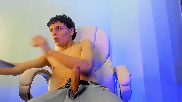 Chat +18 de Hydan_ ao vivo