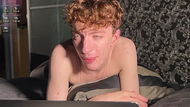 XXX chat uživo modela vogueslay