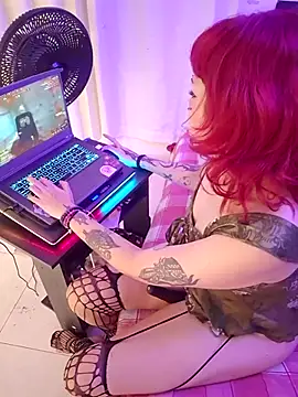 Chatroom XXX en direct de Sarah-Stoner