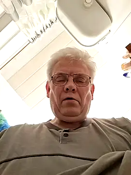 Mannauslwl57 Show in webcam