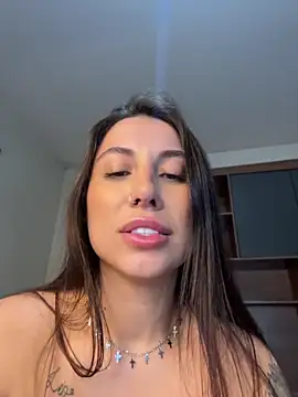 Онлайн чат XXX Carolini09