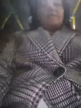 Chat +18 de misshot_02 ao vivo