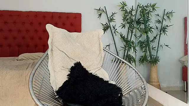 kayna_gomez Live XXX-Chat