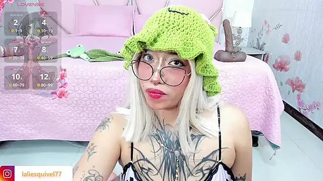 SafiroAgataaa's Live XXX Chat