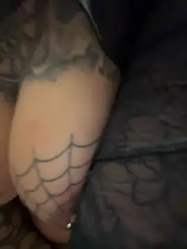 Rae_Lil_White élő XXX-chatje