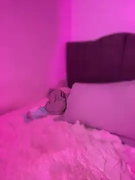 Valerie- Adlı Modelin Canlı XXX Sohbeti