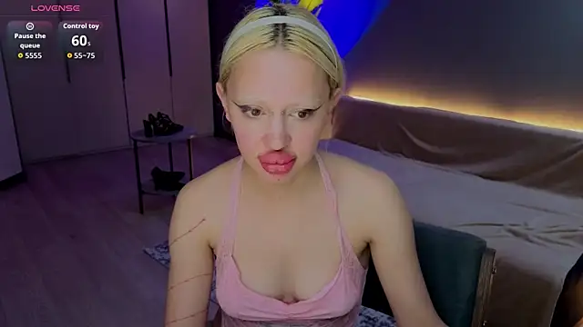 Luna_Beverly Live XXX-chat