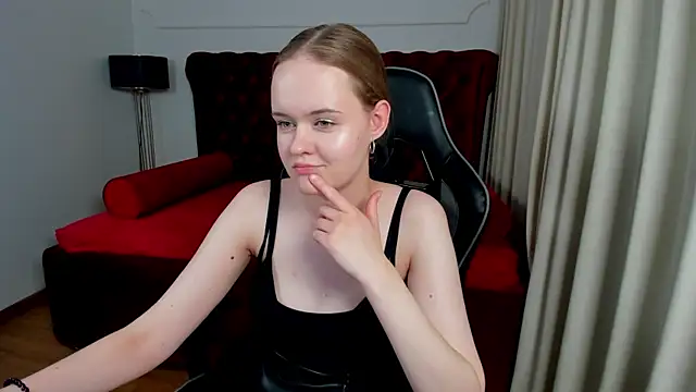Chat +18 de AdaRune ao vivo