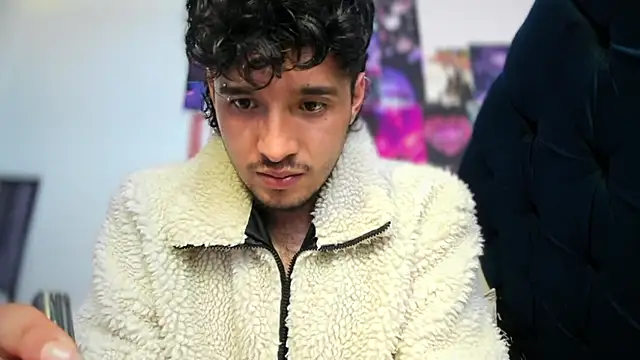 ZOREN33 Live XXX-chat