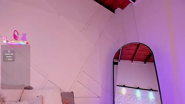 Chat +18 de AriaMuse ao vivo