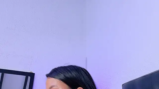Czat XXX na żywo – Skinny_hottie18