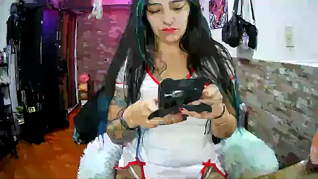 AngelaQueen_ Adlı Modelin Canlı XXX Sohbeti