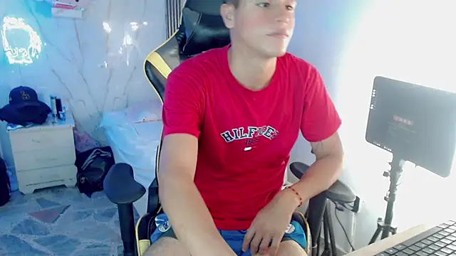 Chat +18 de Ascii_one ao vivo