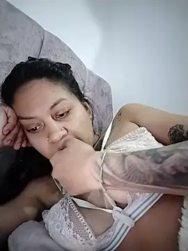 Chat XXX en directo de Tiphanydirty3